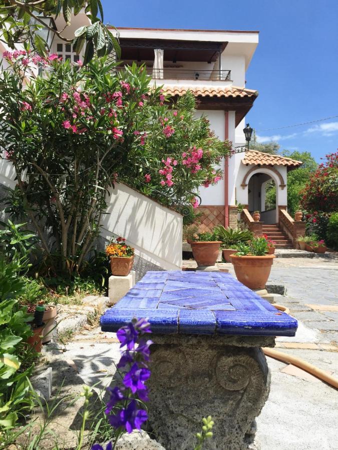 Terre Di Sicilia Bed & Breakfast 3*